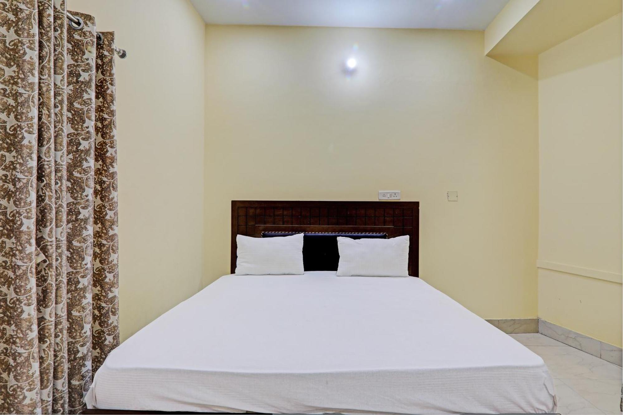 Hotel O Home Singhs Delight Waranasi Zewnętrze zdjęcie
